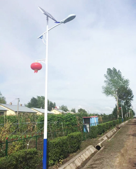 新农村5米太阳能路灯